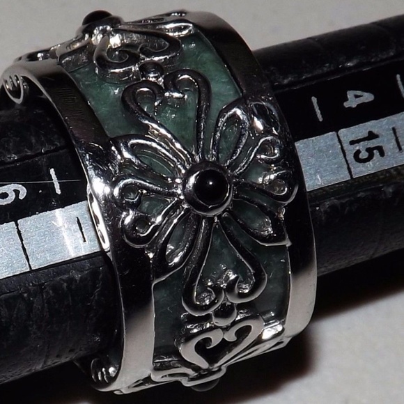 STERLING SILVER Thick JADE & ONYX Flower Designer Ring (SIZE: 5) - GORGEOUS! - Picture 3 of 4
